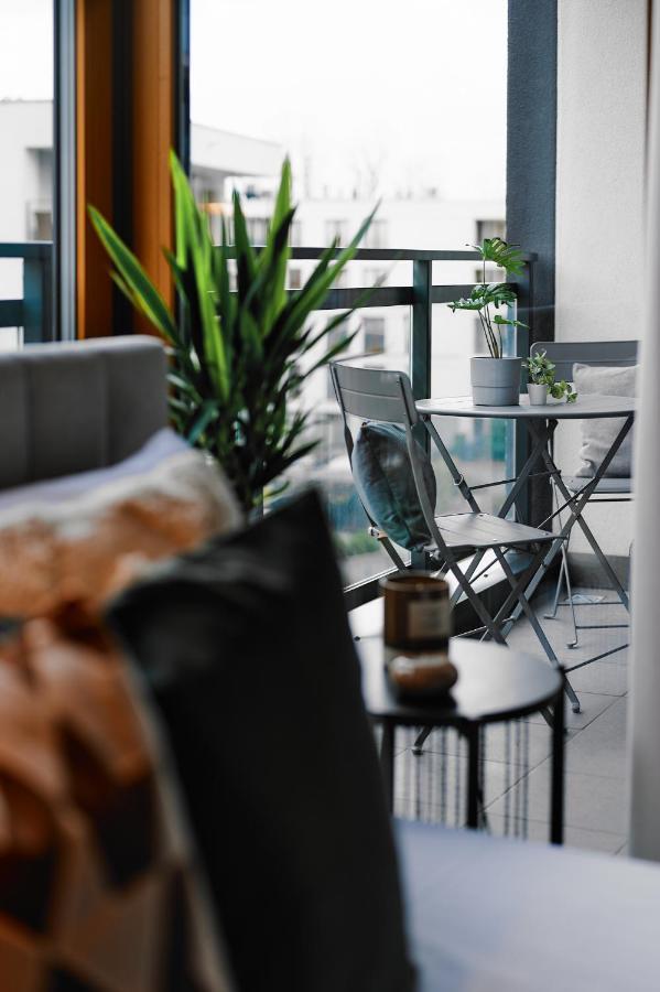 Przytulny Apartament Greenwall คราคูฟ ภายนอก รูปภาพ